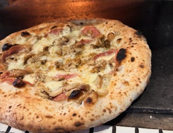 Pizzeria Liberta食事1 .jpg